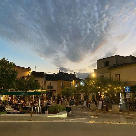 Espace Le Cheval Blanc Castelnau-le-Lez Kültér fotó